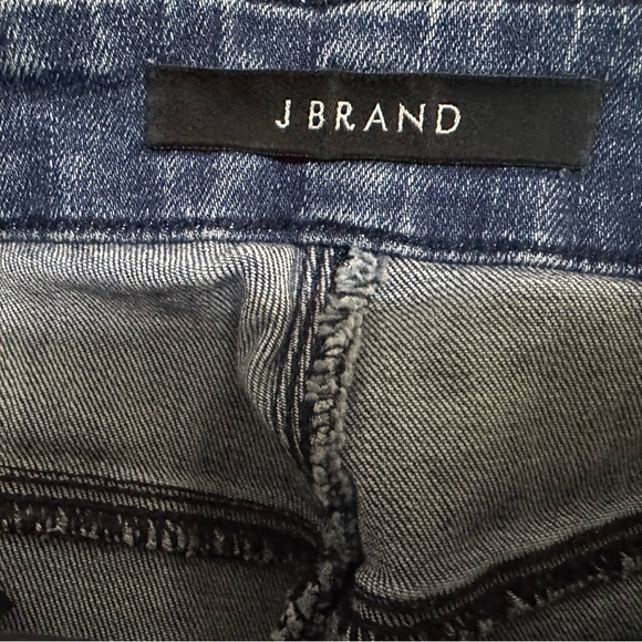 064 J BRAND | EUC Natasha Sky-High super skinny blue jeans (size 28) - Picture 8 of 13